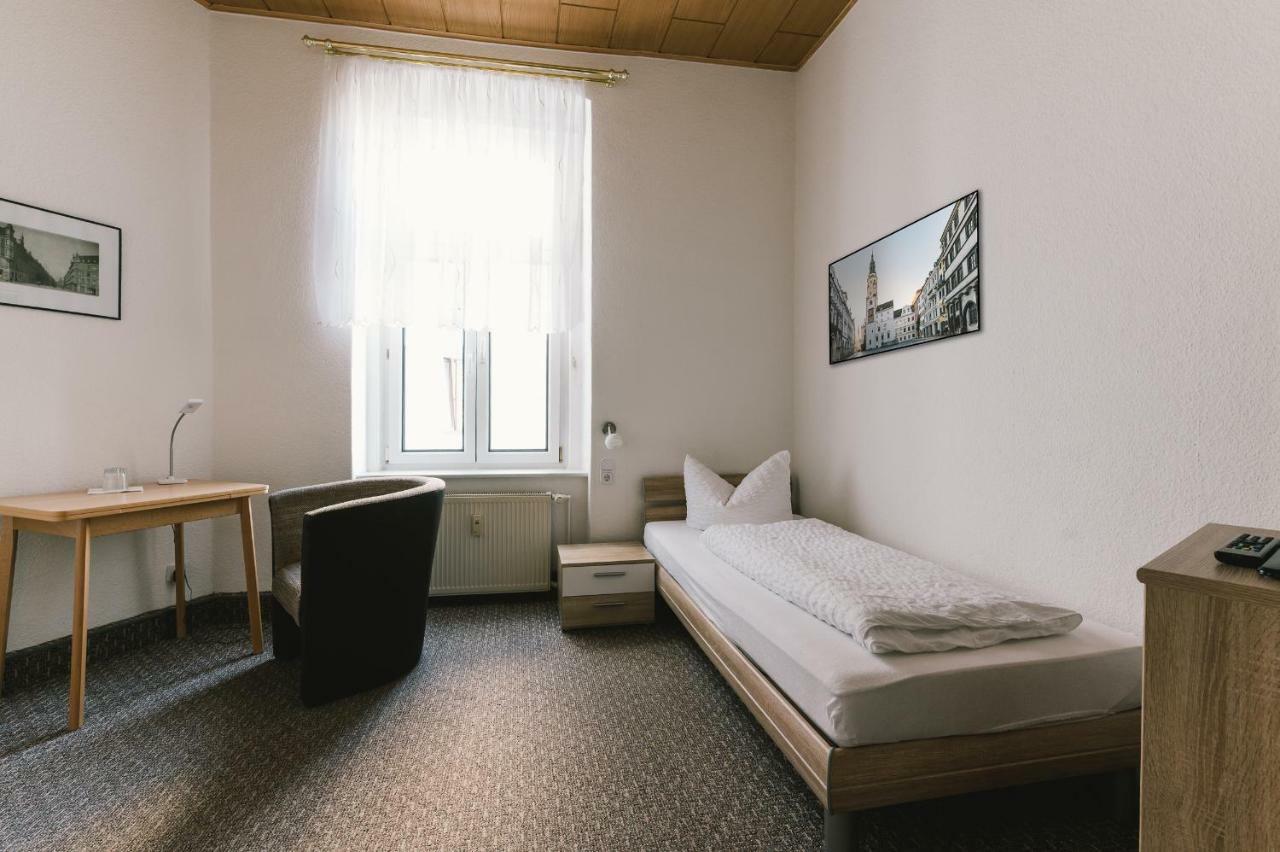 Menzels Pension Drehscheibe Гёрлиц Экстерьер фото